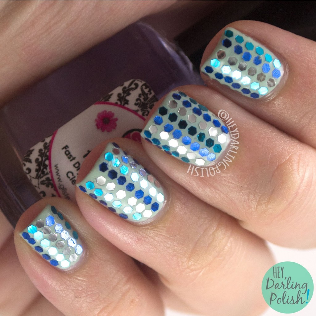 31-day-challenge-blue-glitter-placement-nail-art-2