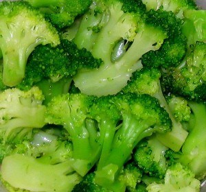 Broccoli_in_a_dish_2